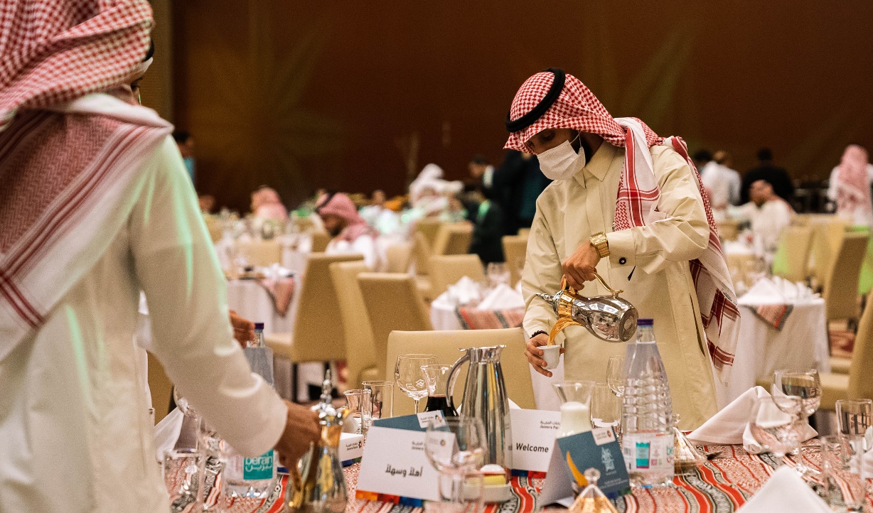 A picture containing table, person, indoor

Description automatically generated