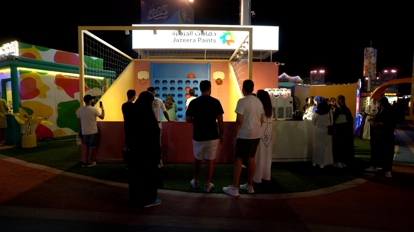 A picture containing text, people, group

Description automatically generated